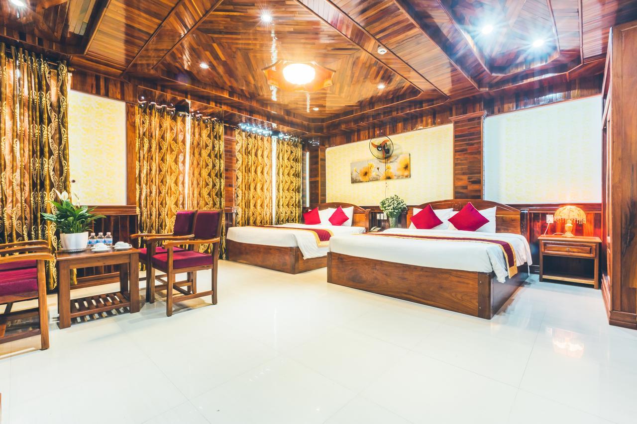 Khách sạn San San 3*