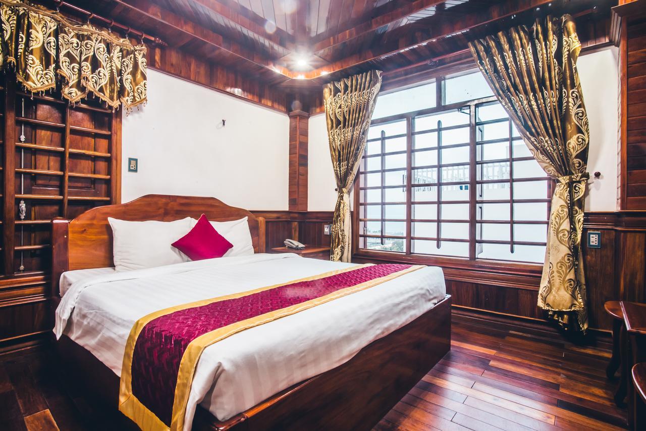 San San Khách sạn Đà Nẵng