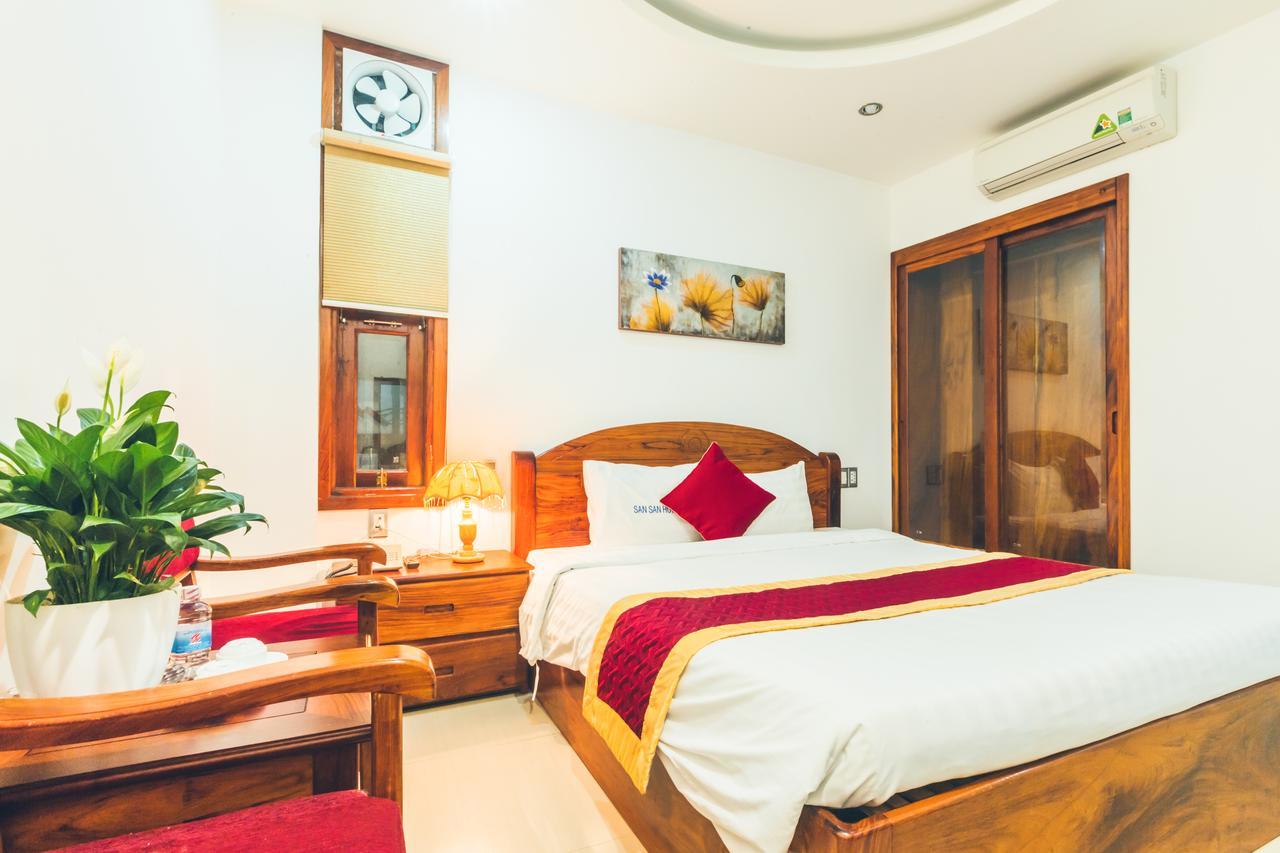 San San Khách sạn
